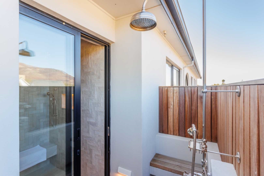 8 Bedroom Property for Sale in Val De Vie Estate Western Cape